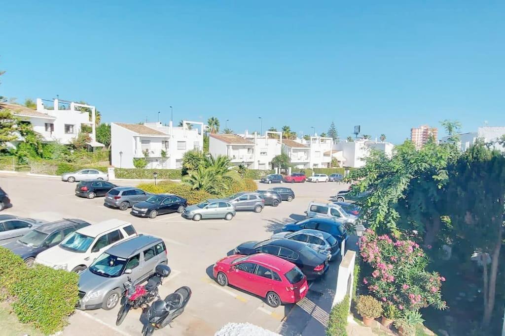 Apartamento Entero Con Solarium En Sabinillas, Con Piscina Y Al Lado Del Puerto De La Duquesa 马尼尔瓦 外观 照片